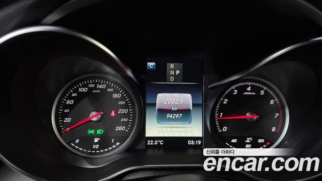Mercedes-Benz GLC-Class 2019 — photo 11