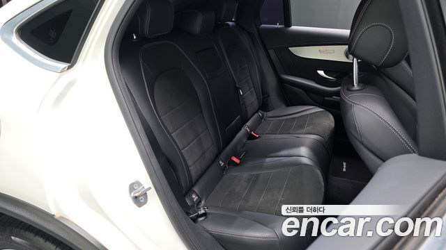 Mercedes-Benz GLC-Class 2019 — photo 17