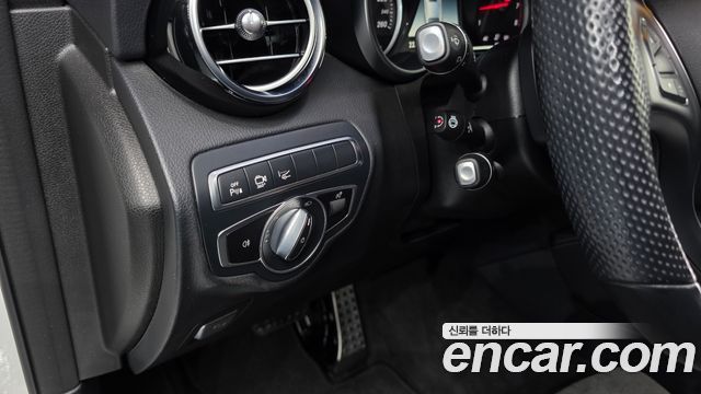 Mercedes-Benz GLC-Class 2019 — photo 24