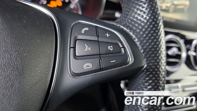 Mercedes-Benz GLC-Class 2019 — photo 25