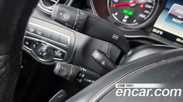 Mercedes-Benz GLC-Class 2019 — photo 28