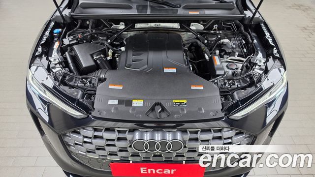 Audi Q5 2025 — photo 6