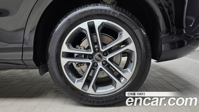Audi Q5 2025 — photo 7