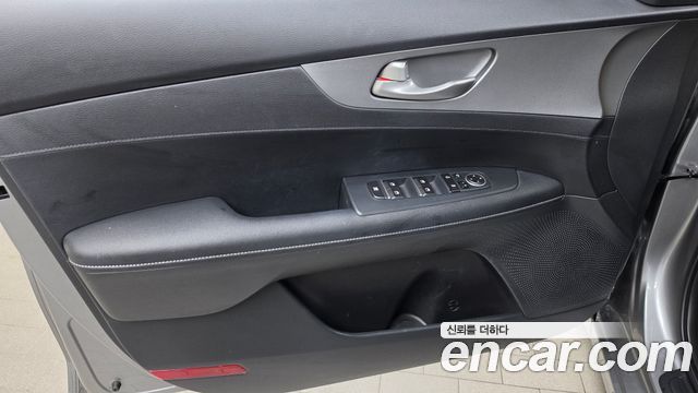 Kia K3 2021 — photo 14