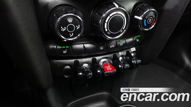 Mini Cooper 2019 — photo 16