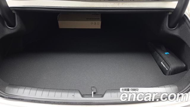 Hyundai Grandeur 2024 — photo 26