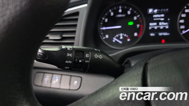Hyundai AVANTE 2018 — photo 20