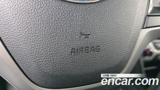 Hyundai AVANTE 2018 — photo 30
