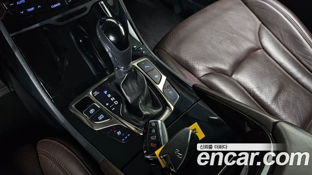 Hyundai Grandeur 2011 — photo 12