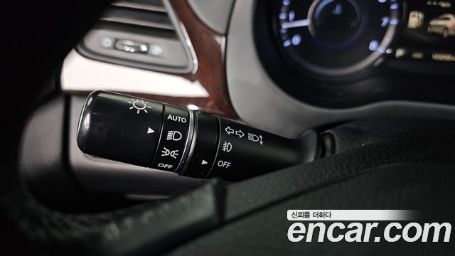 Hyundai Grandeur 2011 — photo 21