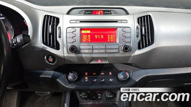 Kia Sportage 2015 — photo 18