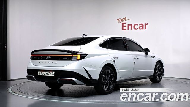Hyundai Sonata 2025 — photo 2