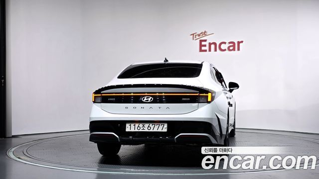 Hyundai Sonata 2025 — photo 4