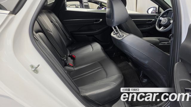Hyundai Sonata 2025 — photo 17