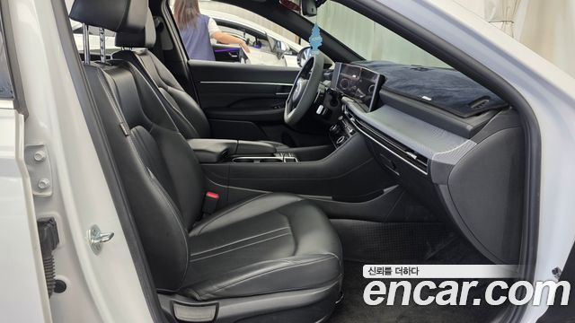 Hyundai Sonata 2025 — photo 16