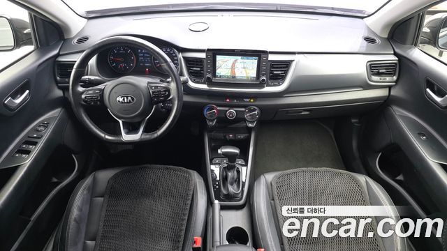 Kia Stonic 2018 — photo 7