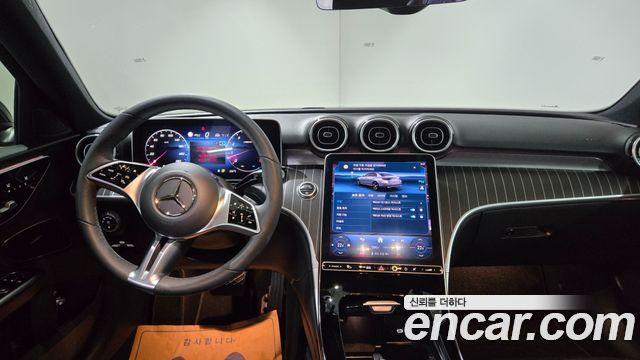 Mercedes-Benz C-Class 2024 — photo 17
