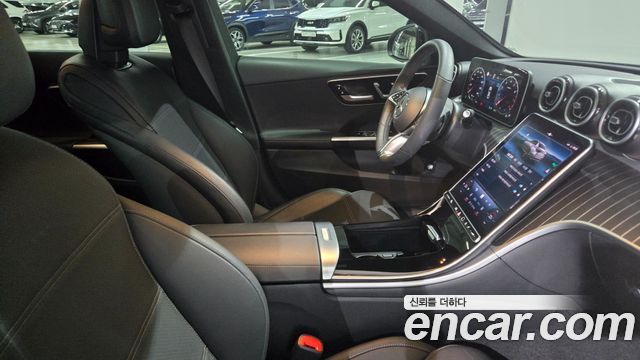 Mercedes-Benz C-Class 2024 — photo 18
