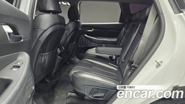 Hyundai Santafe 2019 — photo 11