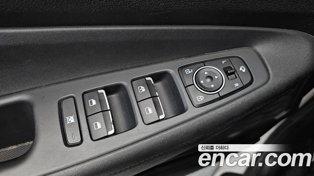 Hyundai Santafe 2019 — photo 12