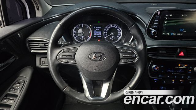Hyundai Santafe 2019 — photo 14