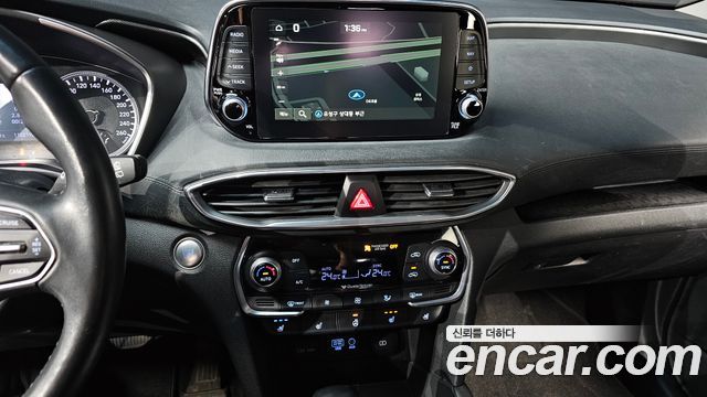 Hyundai Santafe 2019 — photo 15