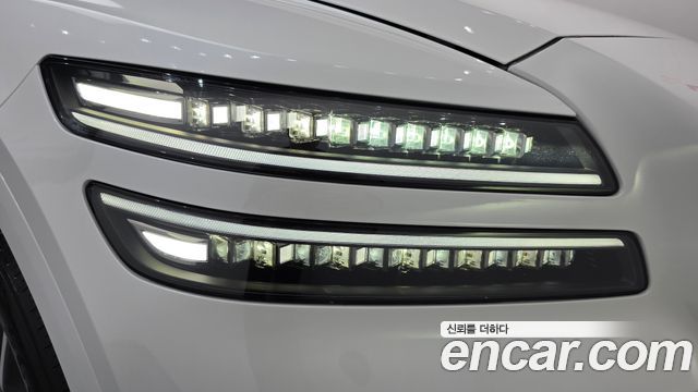 Genesis GV80 2024 — photo 8