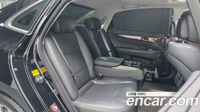 Hyundai Equus 2014 — photo 17