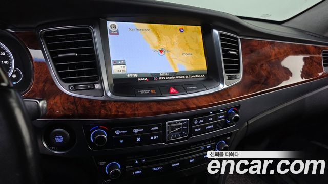 Hyundai Equus 2014 — photo 20