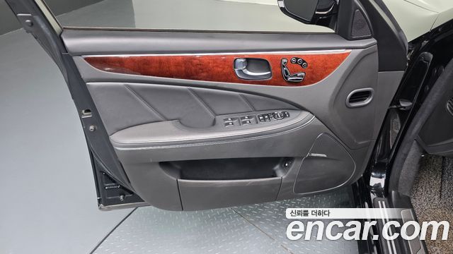 Hyundai Equus 2014 — photo 14