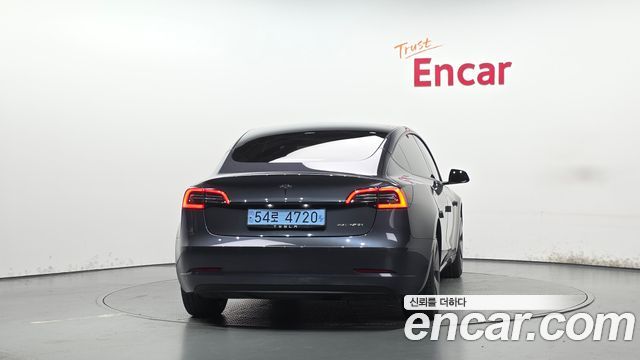 Tesla Model 3 2022 — photo 4