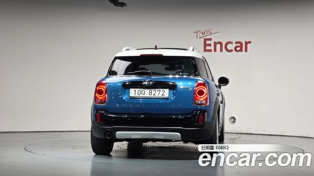 Mini Countryman 2018 — photo 4