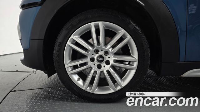 Mini Countryman 2018 — photo 5
