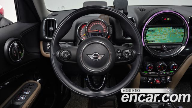 Mini Countryman 2018 — photo 19