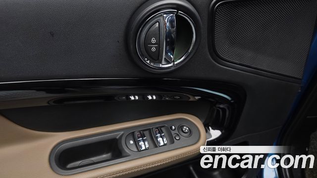 Mini Countryman 2018 — photo 24