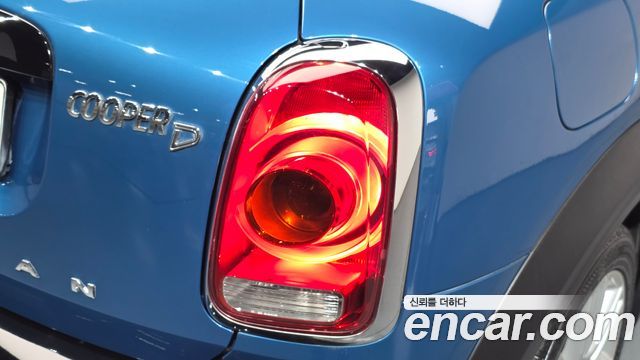 Mini Countryman 2018 — photo 9