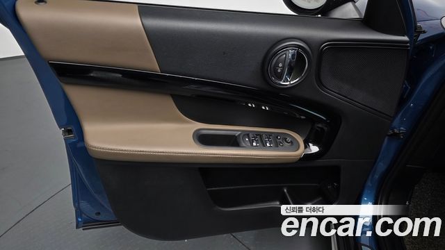 Mini Countryman 2018 — photo 14