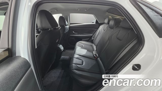 Hyundai AVANTE 2023 — photo 17
