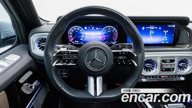Mercedes-Benz G-Class 2025 — photo 19