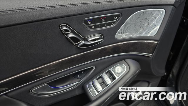 Mercedes-Benz S-Class 2017 — photo 21