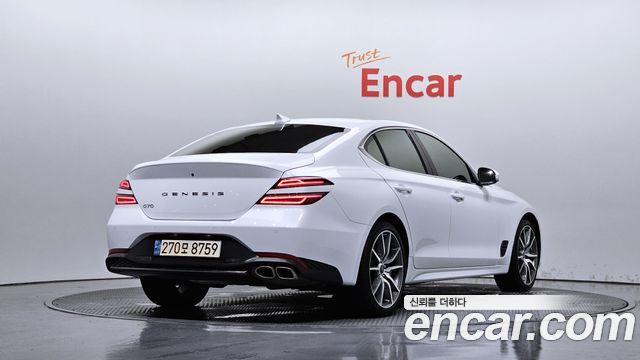 Genesis G70 2023 — photo 2