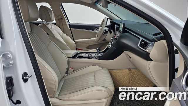 Genesis G70 2023 — photo 17