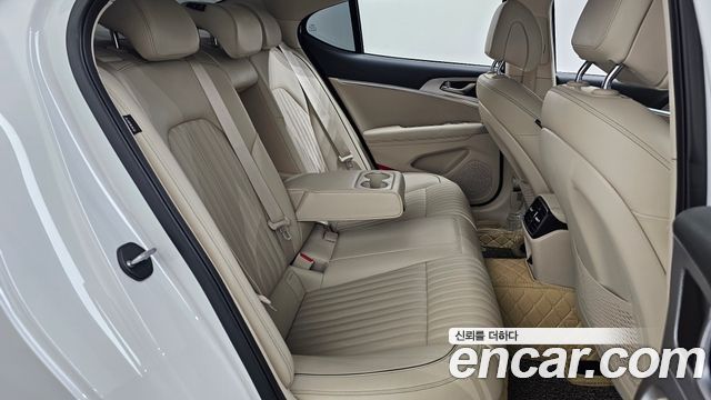 Genesis G70 2023 — photo 18