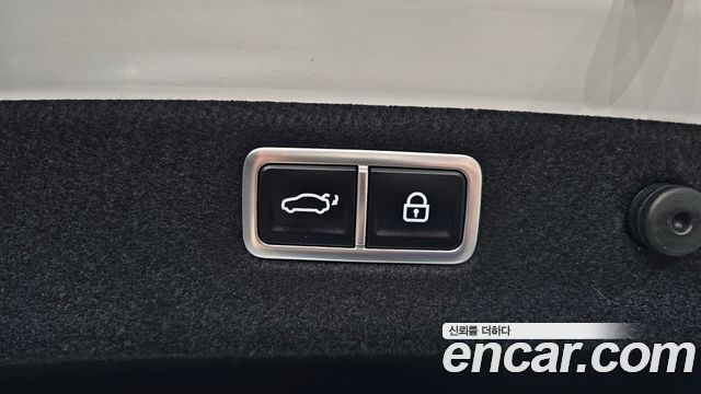 Genesis G70 2023 — photo 26