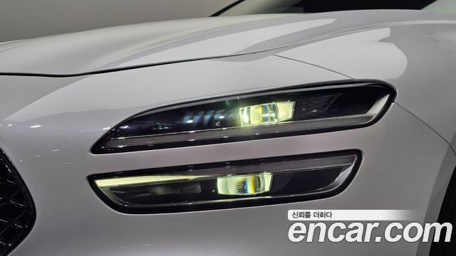 Genesis G70 2023 — photo 8