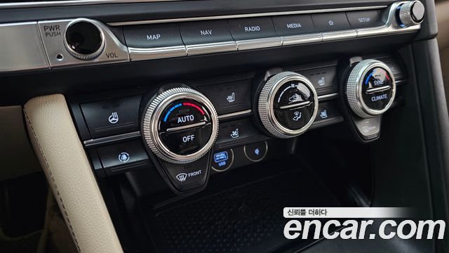 Genesis G70 2023 — photo 33
