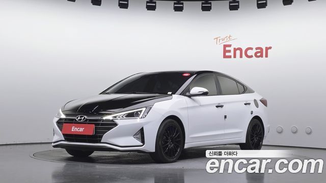 Hyundai AVANTE 2019 — photo 1