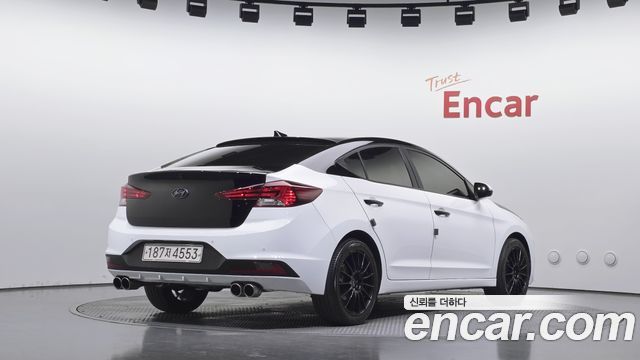 Hyundai AVANTE 2019 — photo 2