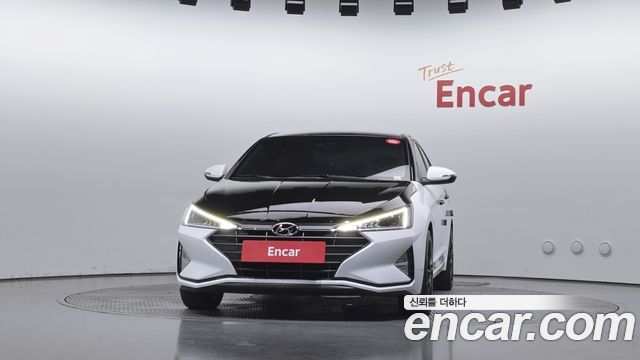 Hyundai AVANTE 2019 — photo 3