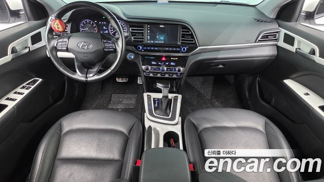 Hyundai AVANTE 2019 — photo 7